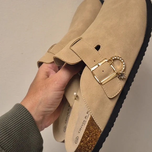 Olivia & Kate Clogs (91/2) Nwt - Picture 9 of 9